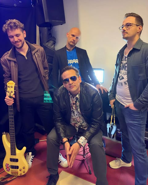 Die vier Musiker von Rock’n’Beatz im Proberaum